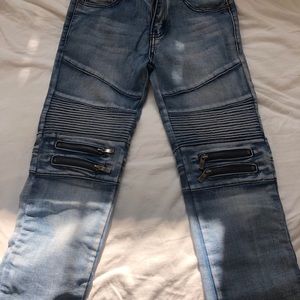 Jeans..(like new)